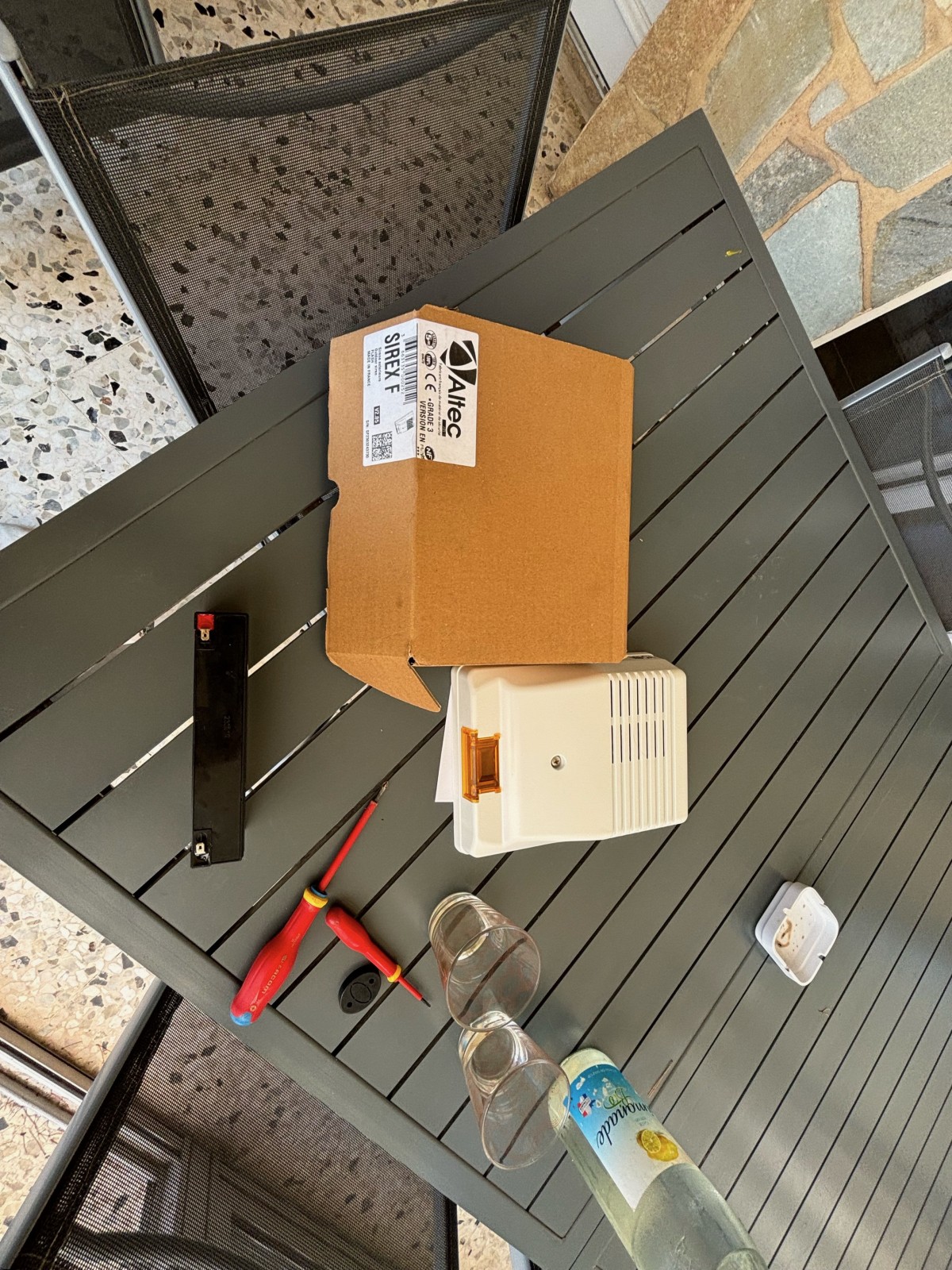 alarme sans fil remplacement sirene