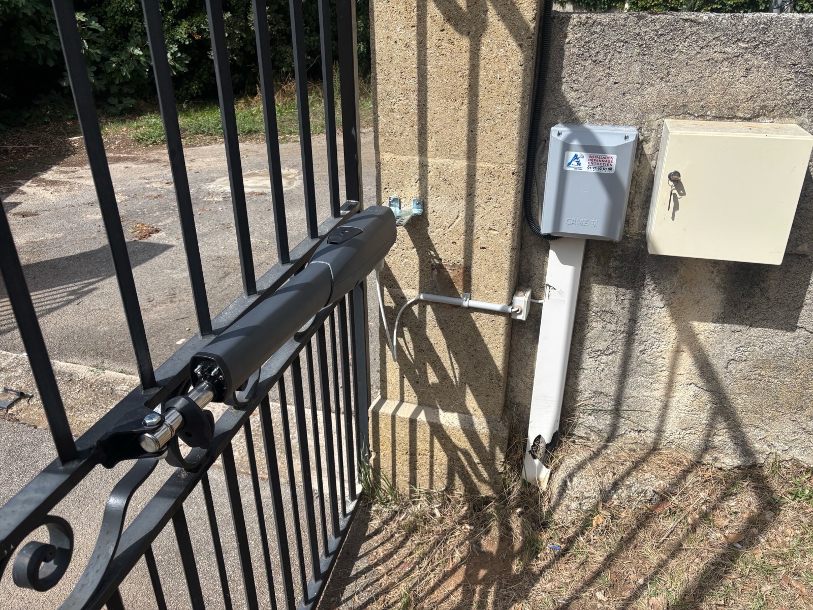 Dépannage en urgence de portail CAME à Châteauneuf-les-Martigues (13220)