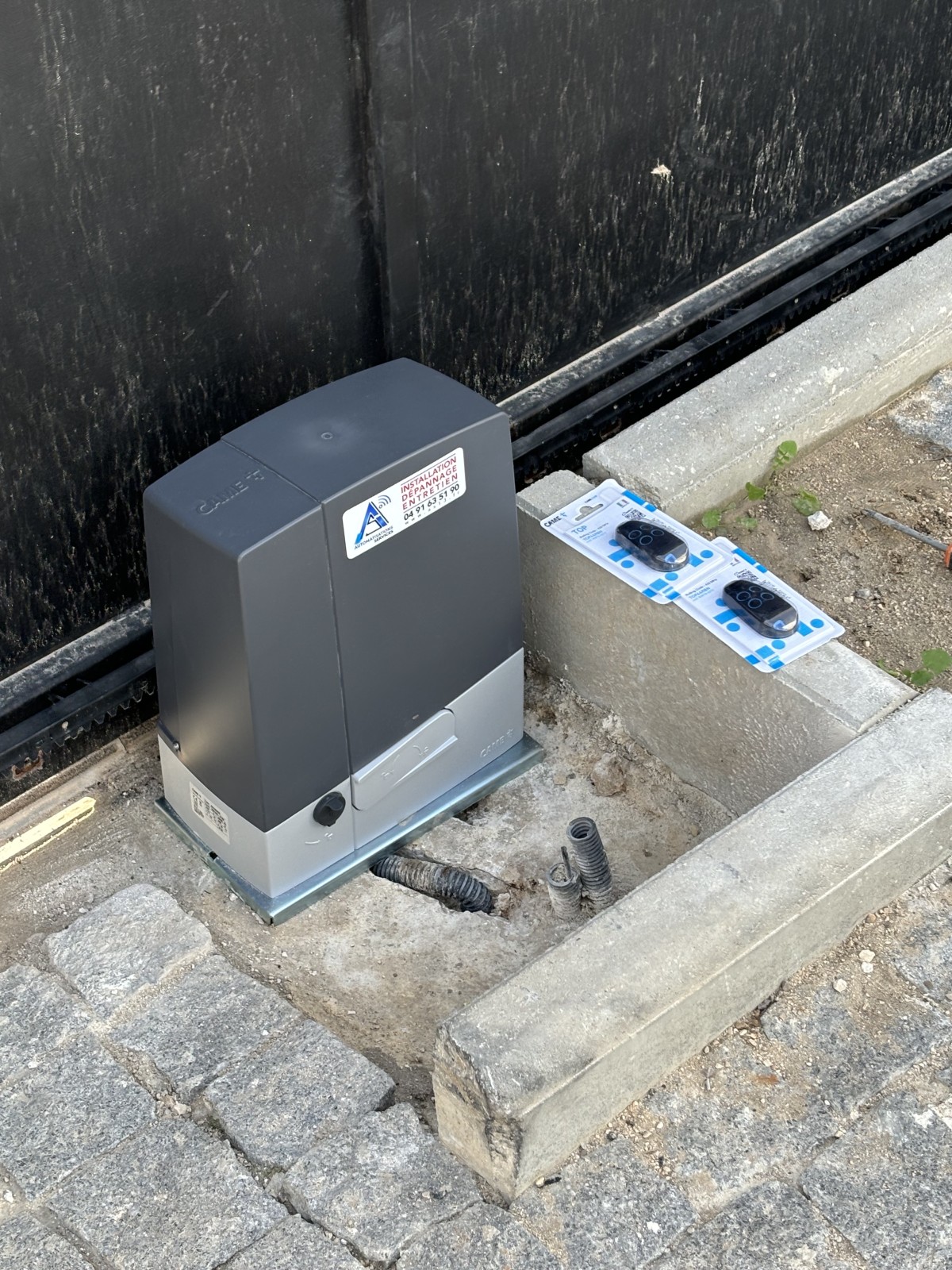 Remplacement de moteur CAME par kit BXV600 pour portail coulissant aux Pennes-Mirabeau 13170
