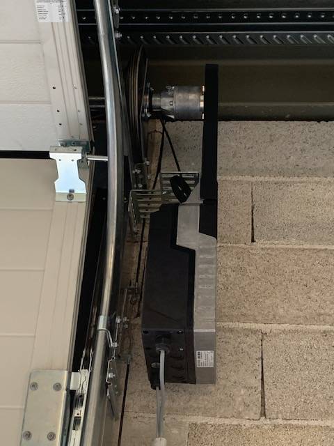 Réparateur CAME agréé pour porte de garage sectionnelle qui ne s'ouvre plus