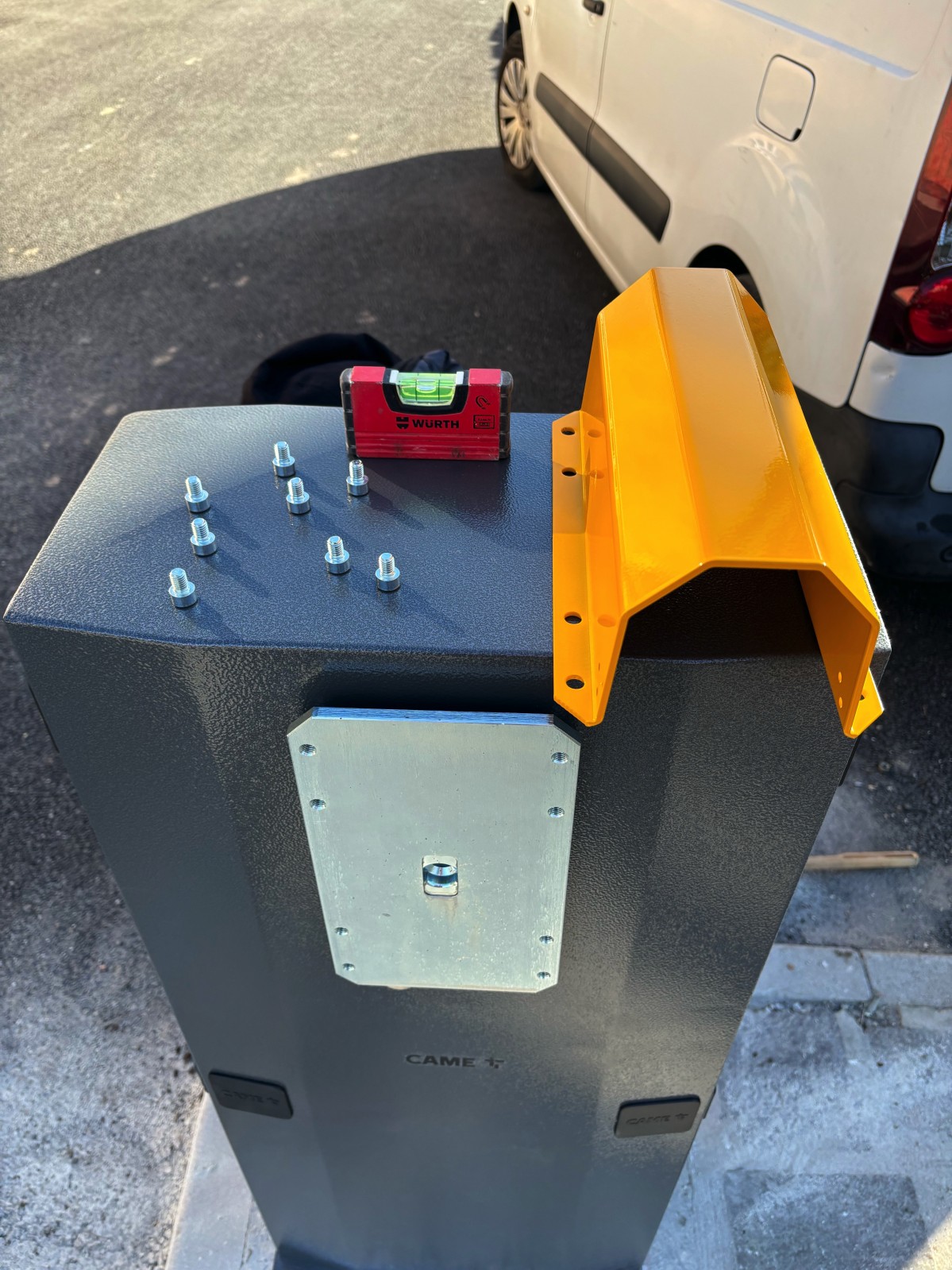 Remplacement d’une barrière levante CAME GARD 5000 à Vitrolles 13127 pour un site industriel