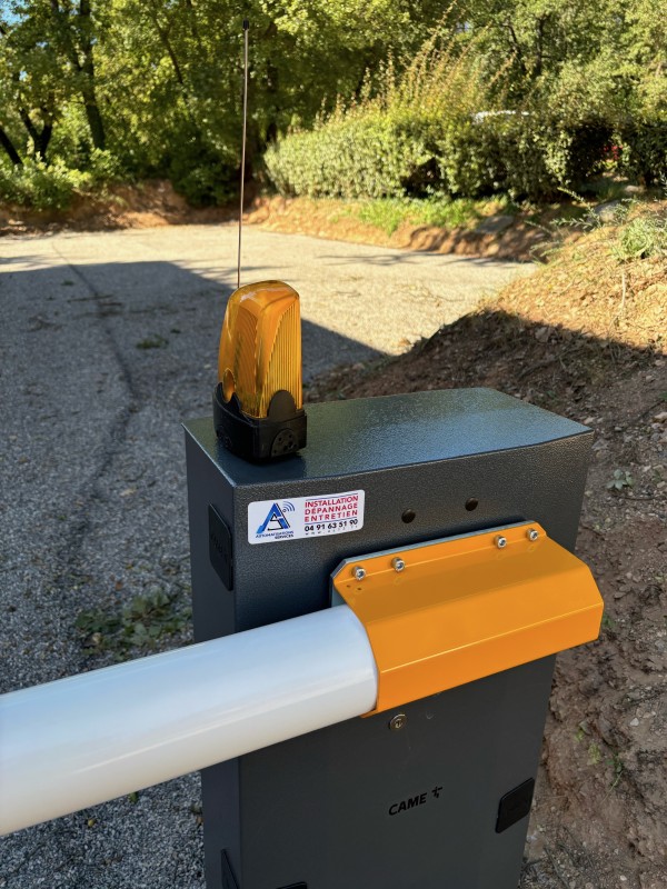 Remplacement de barrière levante motorisée par modèle CAME GARD GT8 à Gardanne 13120