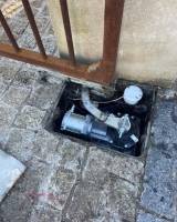 as13dépannage dépanneur sur aix marseille de portails battants came du type frog avec moteurs enterrés au sol 